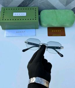 GUCCI UNISEX PREMIUM QUALITY SUNGLASSES