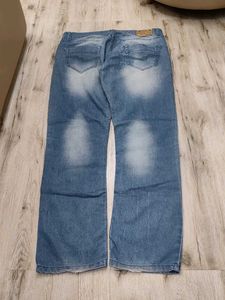Ma5843 Matrix jeans waist 38 inches