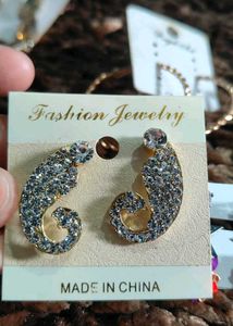 8 Combo Earrings + Locket &amp; Ring