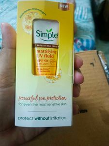 Simple Mattifying UV Fluid SPF 50