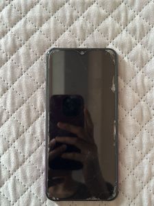 Used Smartphone - Cracked Screen