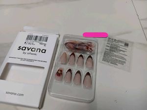 Savana New Flowers &amp; Gold Details Artificial Nails