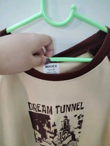 Dream Tunnel Graphic T-Shirt✨