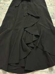 H&amp;M Black Ruffle Skirt
