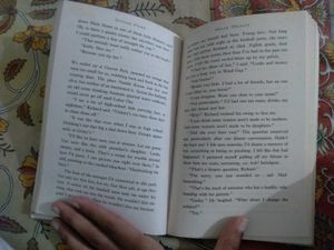 Sharp Objects by Gillian Flynn