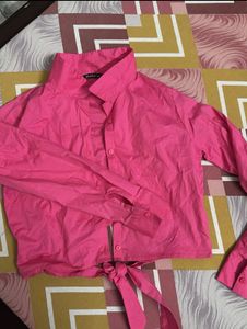 crop shirt with bow on back