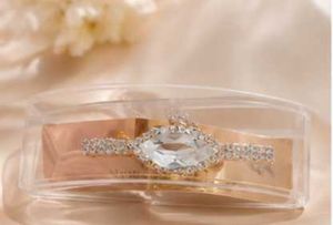 🎀 Pack of 6 Premium Crystal Hair Clips