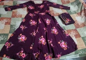 Beautiful Floral Print Kurta Set