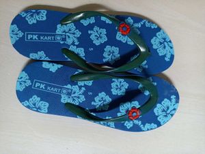 Slippers/flip flops Pairs