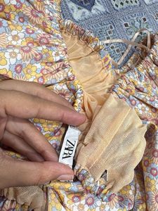 Floral Print Puff Sleeve Blouse