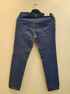 Women's blue Denim Jeans