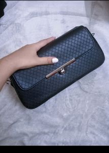 Classy Balck Hand Bag