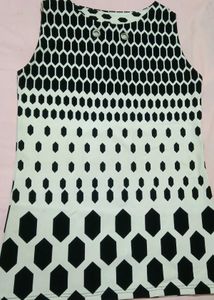 Patterned Top