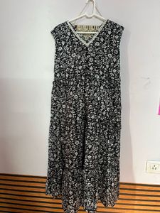 Chic Black & White Floral Dress