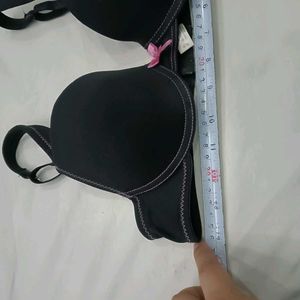 Black Push-⭐Up Bra with Pink Accents