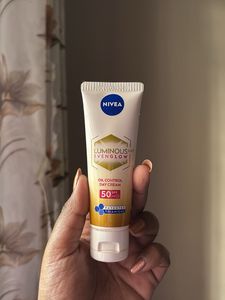 Nivea Luminous Even Glow Oil Control Day Cream SPF