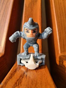 Rhino - Kinderjoy Spiderman Edition Figurines