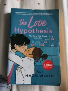 The Love Hypothesis by Ali Hazelwood