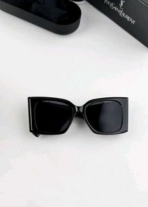 YSL Sunglass 👓