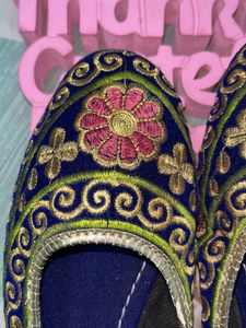 Embroidered Blue Ethnic Vest with Matching Juttis