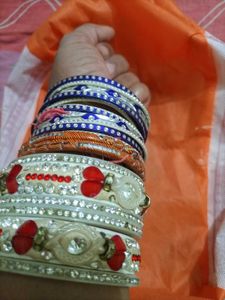 White &amp; Red Stone Seep♥️&amp; blue metals bangles💙