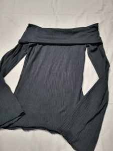 Black Off-the-Shoulder Bell Sleeve Top