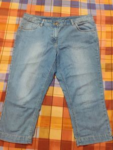 Women's Denim Capri