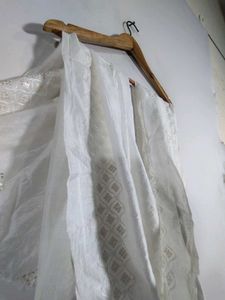 White Embroidered Dupatta (Women's)