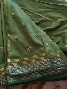 Green Single Colour Sari With Blouse