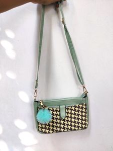 NEW HOUNDSTOOTH BAG