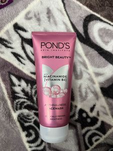 Pond's Bright Beauty Facewash