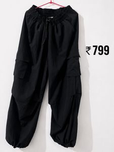 black cargo polyester bottom