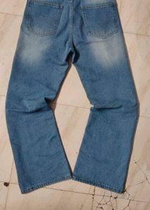 Stylish bootcut baggy Denim Jeans !!!