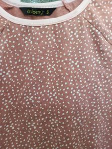 Pink/peach crop top