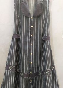 ❗ Price Drop ❗Stripped Blue Long Vest with Collor