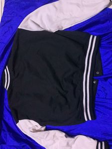 VARSITY BOMBER CROPPED JACKET