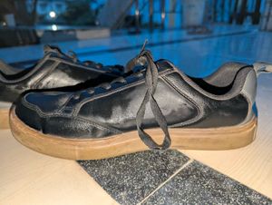 Men's Black Sneakers