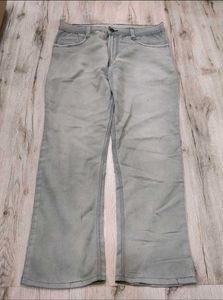 sc9994 My faith jeans waist 32 inches