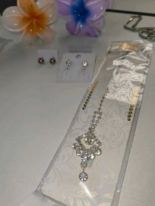 Jewellery Set - Maang Tikka &amp; Earrings