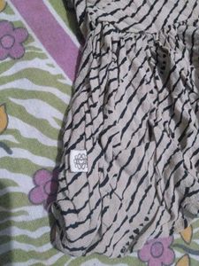 Cute Ruffled Striped Tunic Top