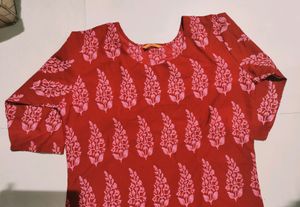 Women's Casual Kurta .Like New. Good Condition