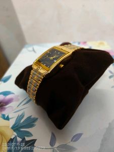 Vintage  Quartz Gold Watch