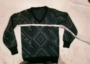 Very Beautiful Warm Sweater Like Top