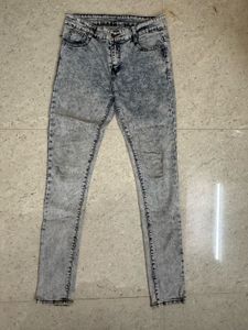 Straight fit blue jeans