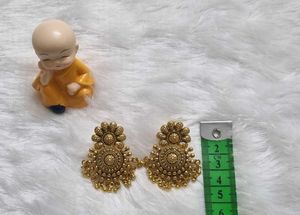 Antique Gold Jhumka Earrings