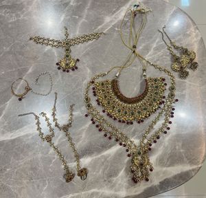 Exquisite Indian Bridal Jewellery Set