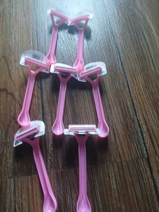 7 Pink Razors🌟