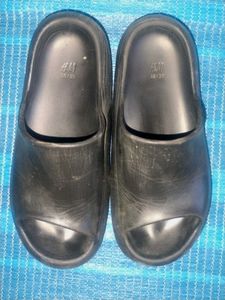 H&amp;M Black Slides