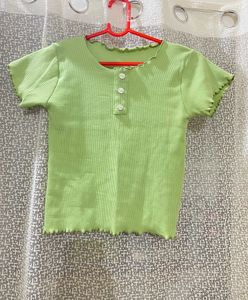 Cute Basic Green Top Stretchable For Women Size M