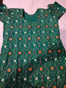 Embroidered Green Kurta Set
